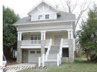 110 N Garfield St, Arlington, VA 22201