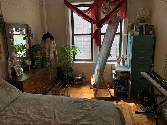 2nd image of 437 Kingston Ave APT B3