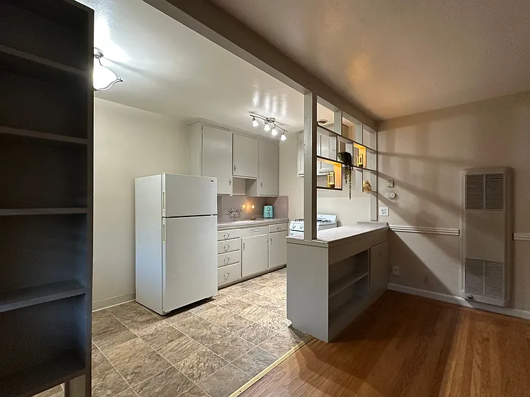 2508 L Street Classic Midtown Living — Photo 1