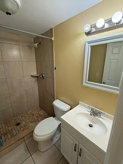 2 bed, 650 sqft, $1,650 — Photo 4