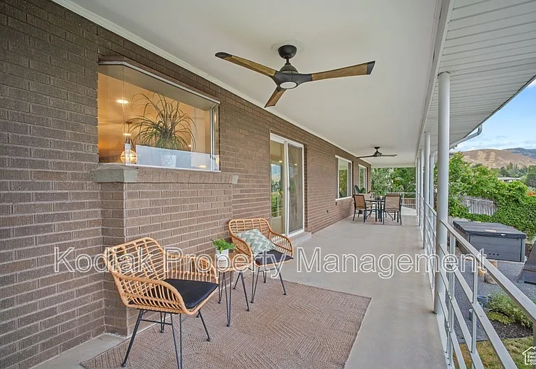 816 E 16th Ave — Photo 25