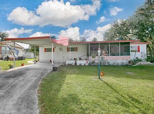 5625 Hancock Dr, Wildwood, FL 34785