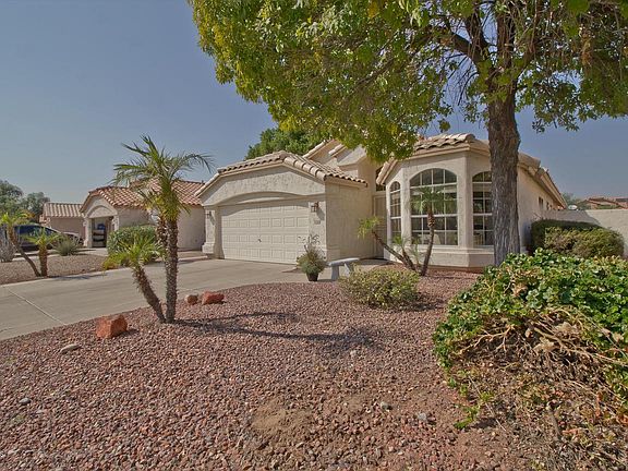 2nd image of 9746 W Tonopah Dr