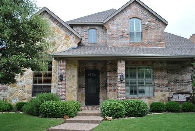 1st image of 1204 Lady Carol Ln