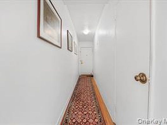 4th image of 67-66 108th St #B31
