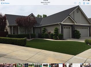 782 Powers Ave, Clovis, CA 93619