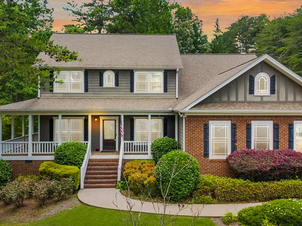 11 Cross Creek Dr, Toccoa, GA 30577