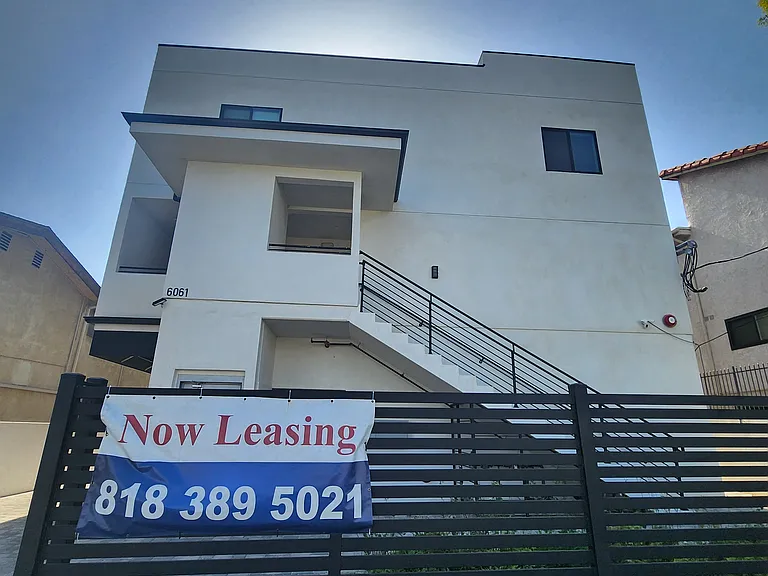 6061 Fulton Ave #6 — Photo 61