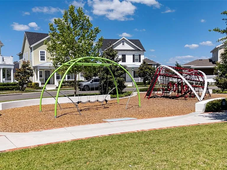 2426 Celebration Blvd — Photo 35