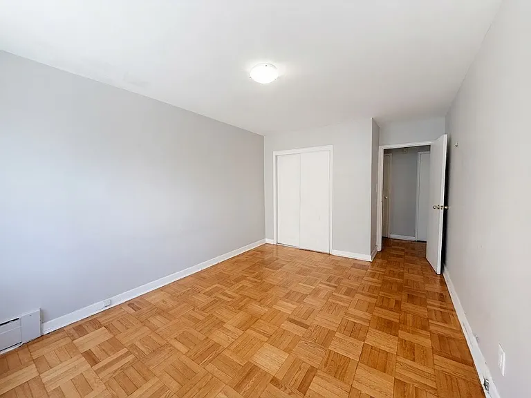 420 Eglinton Ave E #406 — Photo 10