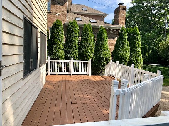 4th image of 10629 S 82nd Ave