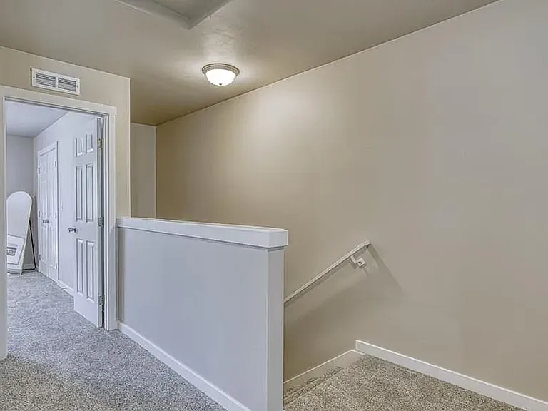 2015 Lawrence Ln #2006 — Photo 13