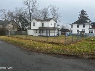 200 Avenue I, Matamoras, PA 18336