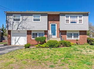 2345 Cardinal Dr, Point Pleasant Beach, NJ 08742