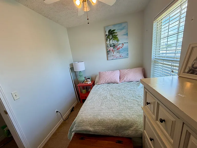 Guest bedroom