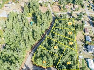 20 Thomas Ct, Forks, WA 98331