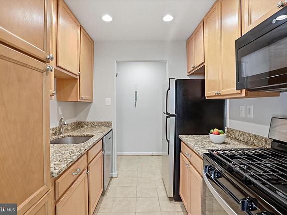 4th image of 7097 Spring Garden Dr APT 101