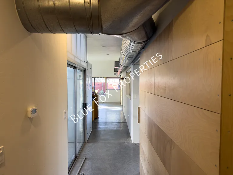 1150 E 15th St — Photo 16