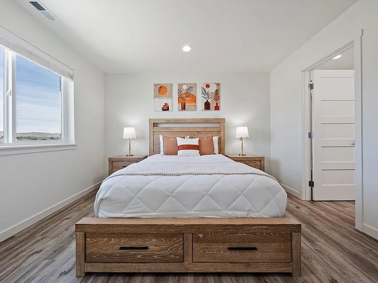 638 G St NE — Photo 15