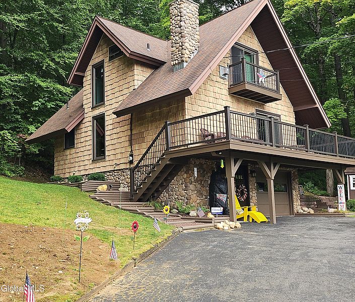 2nd image of 11 Sullivan Road