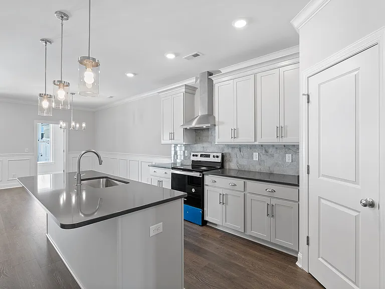 117 Iberville St — Photo 2