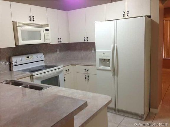 4th image of 8530 NW 140th St APT 1305