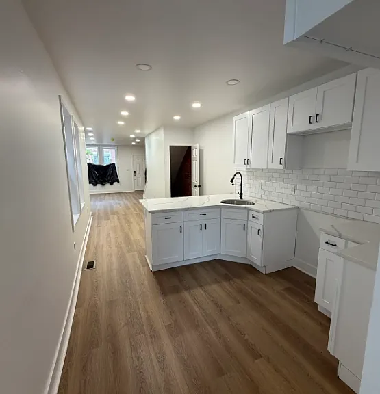 3040 W Colona St — Photo 2