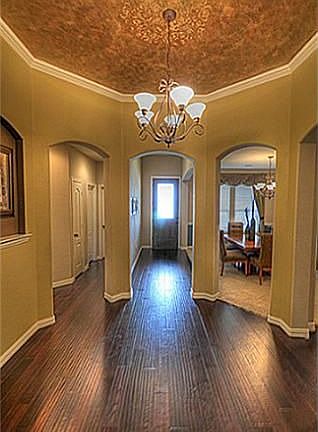 3rd image of 1300 Candler Dr