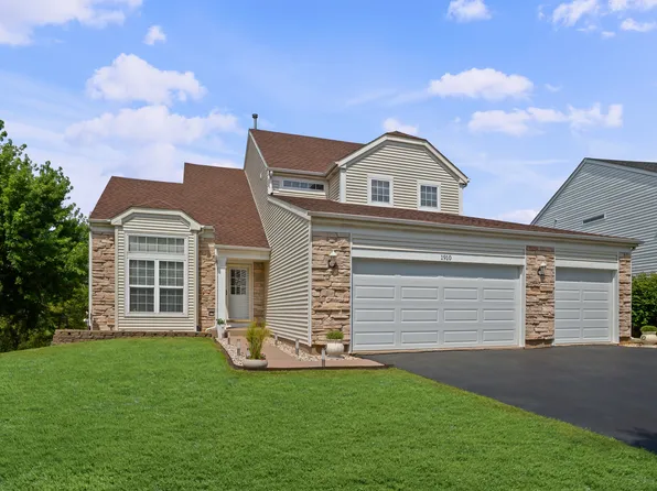 1910 Prairie Path Ln, Carpentersville, IL 60110