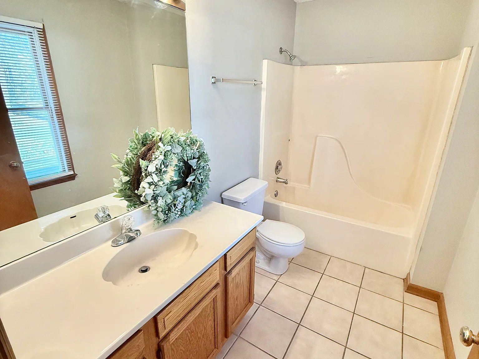 2 bed, 1.5 bath, $1,250 — Photo 3