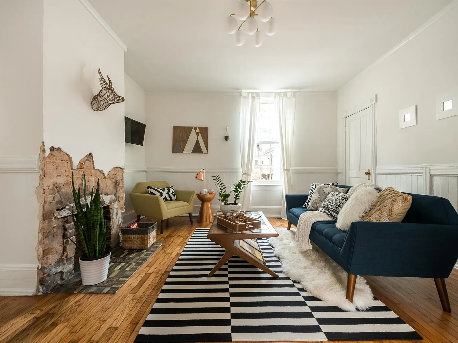 1 bed, 500 sqft, $1,600 — Photo 1