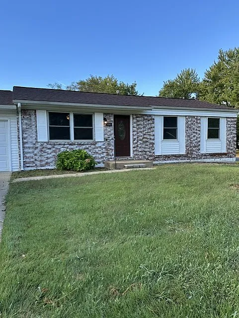 3343 Ipswich Ln