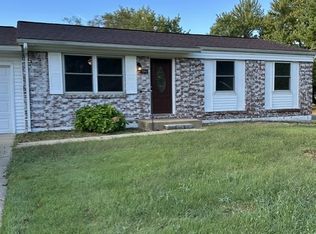 3343 Ipswich Ln, Saint Charles, MO 63301