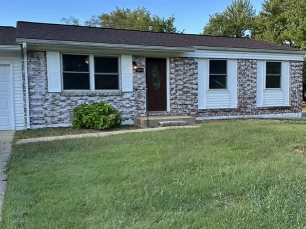 3343 Ipswich Ln, Saint Charles, MO 63301