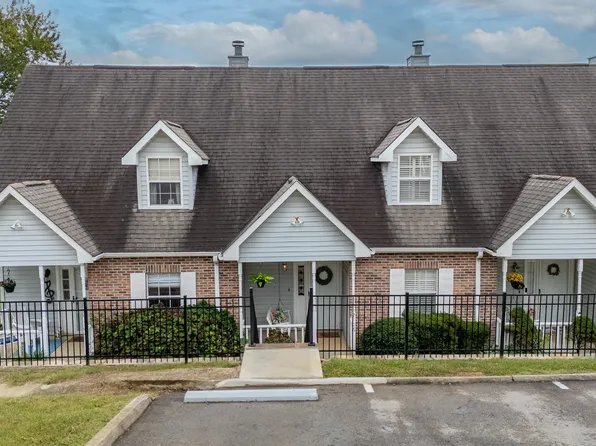 2106 Silverbrook Dr, Knoxville, TN 37923