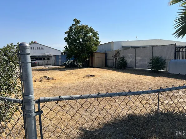 2115 E California Ave, Bakersfield, CA 93307