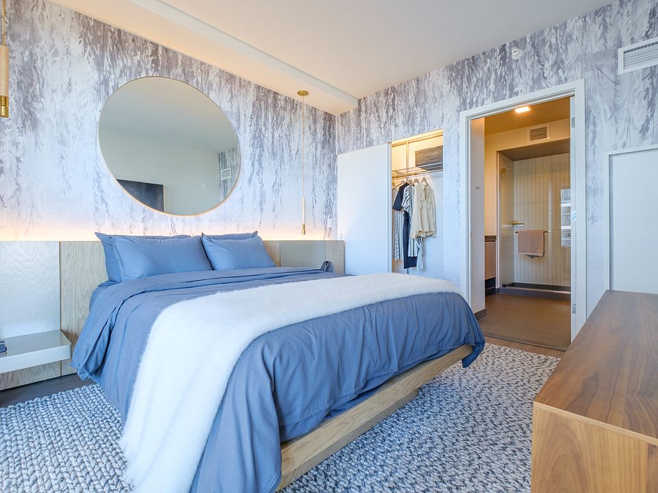 1st image of 1200 S Indiana Ave #4/4