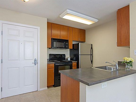5th image of 1435 India St Unit 502