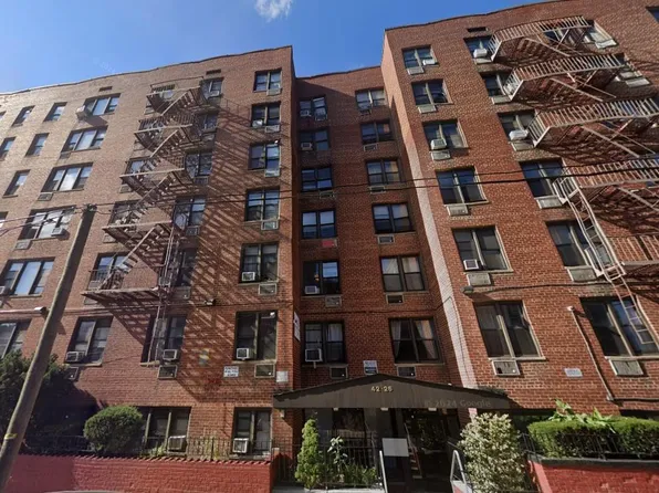 42-26 81st Street #2J, Elmhurst, NY 11373