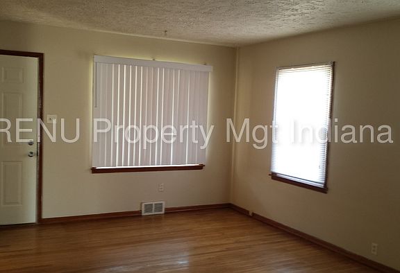 4th image of 4433 Kingsley Dr