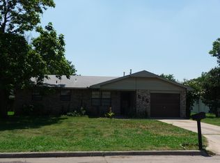 515 SW 69th St, Lawton, OK 73505