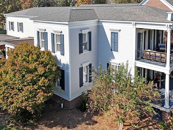 3rd image of 4493 Preserve Dr