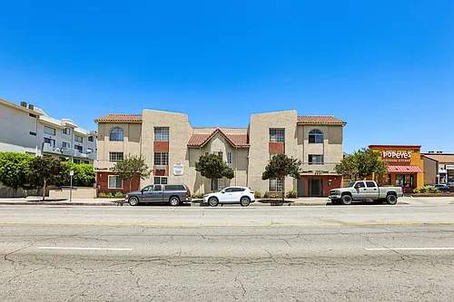 8541 Foothill Blvd., Sunland Photo 1 8541 Foothill Blvd., Sunland Photo 1