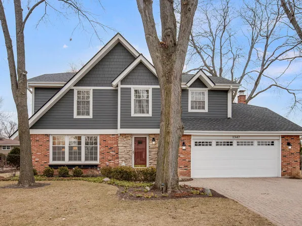 1347 Coventry Ln, Northbrook, IL 60062