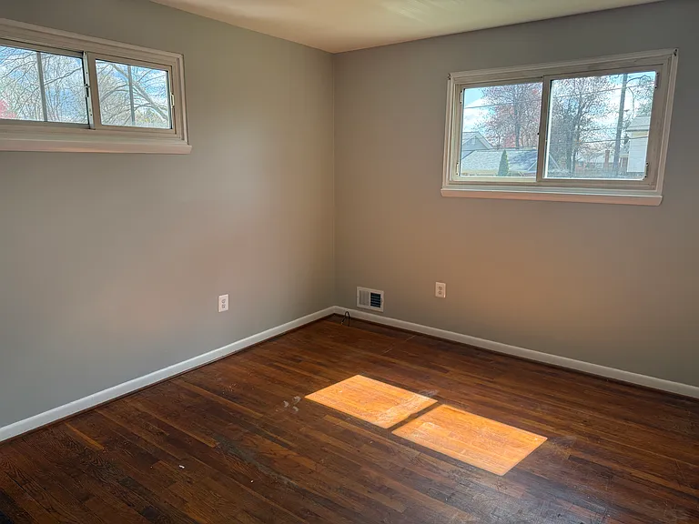 417 Eisner St — Photo 12