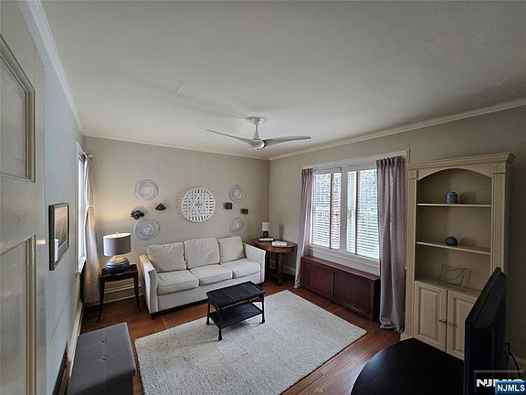 4th image of 224 Cleveland Ave