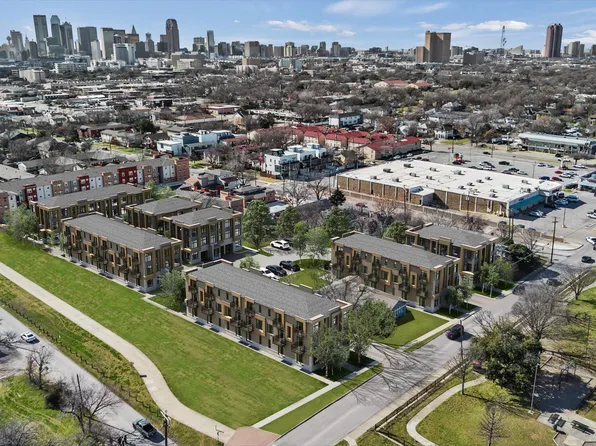 319 S Fitzhugh Ave, Dallas, TX 75226