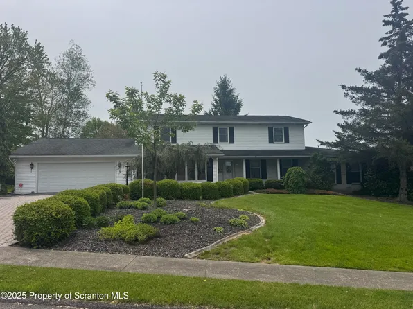 200 Yale Blvd, Clarks Green, PA 18411