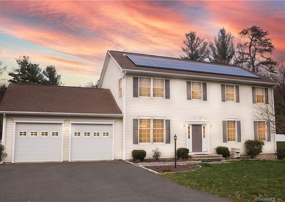 1st image of 76 Somerset Dr