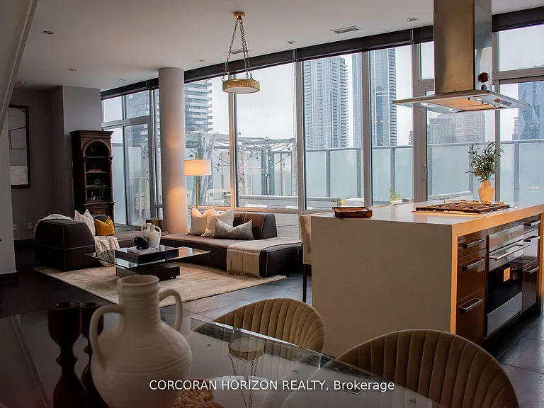 1 Market St #Penthouse 01 — Photo 9